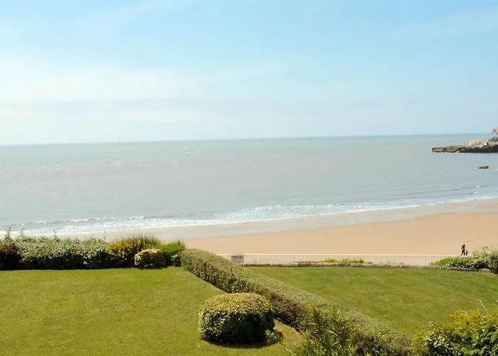 Апартаменты A Royan, Vue Mer, Proche Du Chay - Fr-1-494-75 Руайян